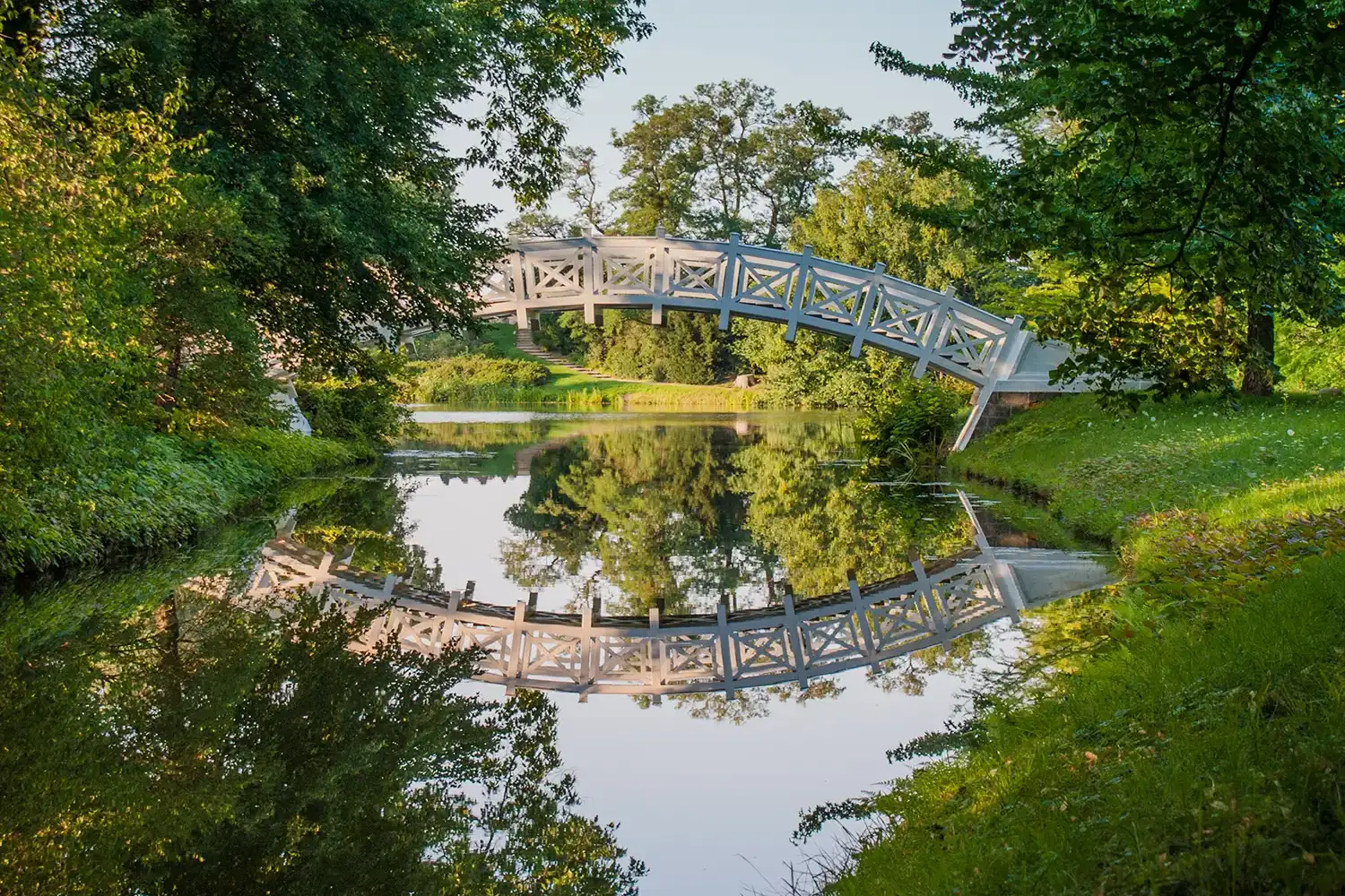 Fussgaengerbruecke Unesco Park Dessau Woerlitz uai
